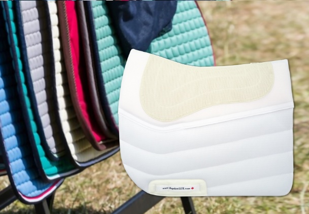 Close contact Dressage saddle pad